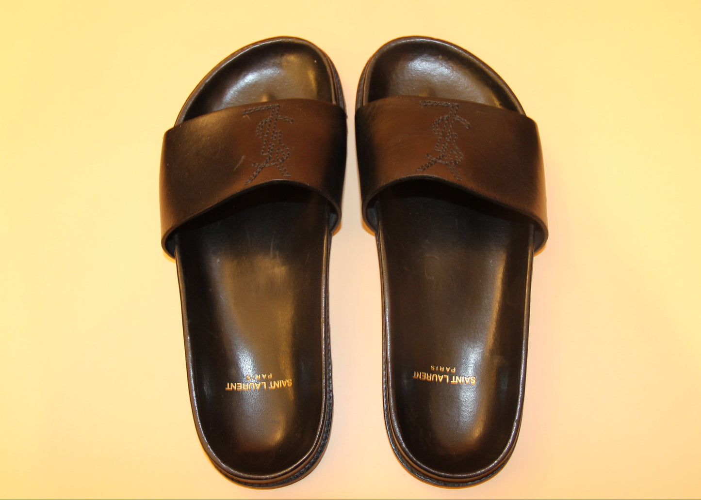 Mules Saint Laurent en cuir noir T.39 femme