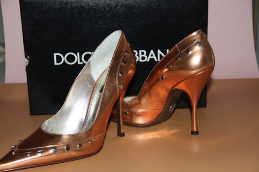 Escarpins Dolce & Gabbana Pumps cloutés cuir bronze T. 40