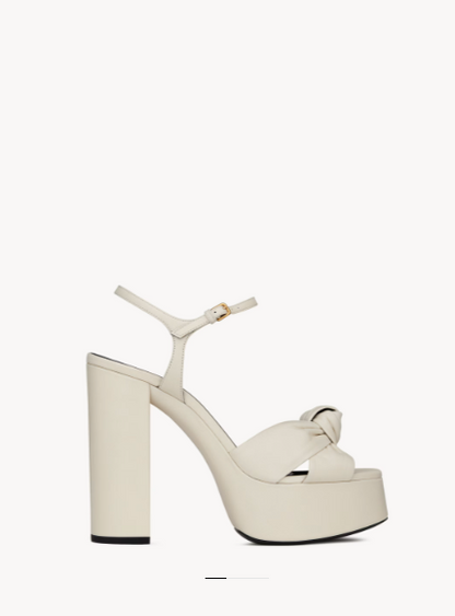 Sandales Yves Saint Laurent modèle 'Bianca' pearl à plateforme taille 38