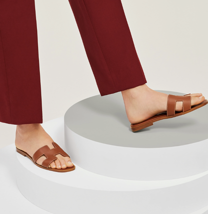 Sandales HERMES Oran en cuir marron - taille 40 EU