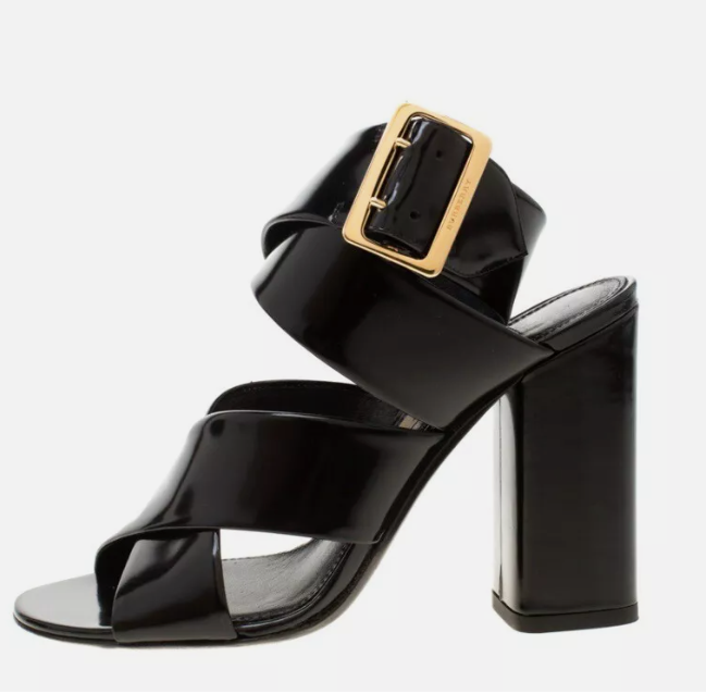 Sandales Burberry modèle 'Blaine' en cuir noir taille 36