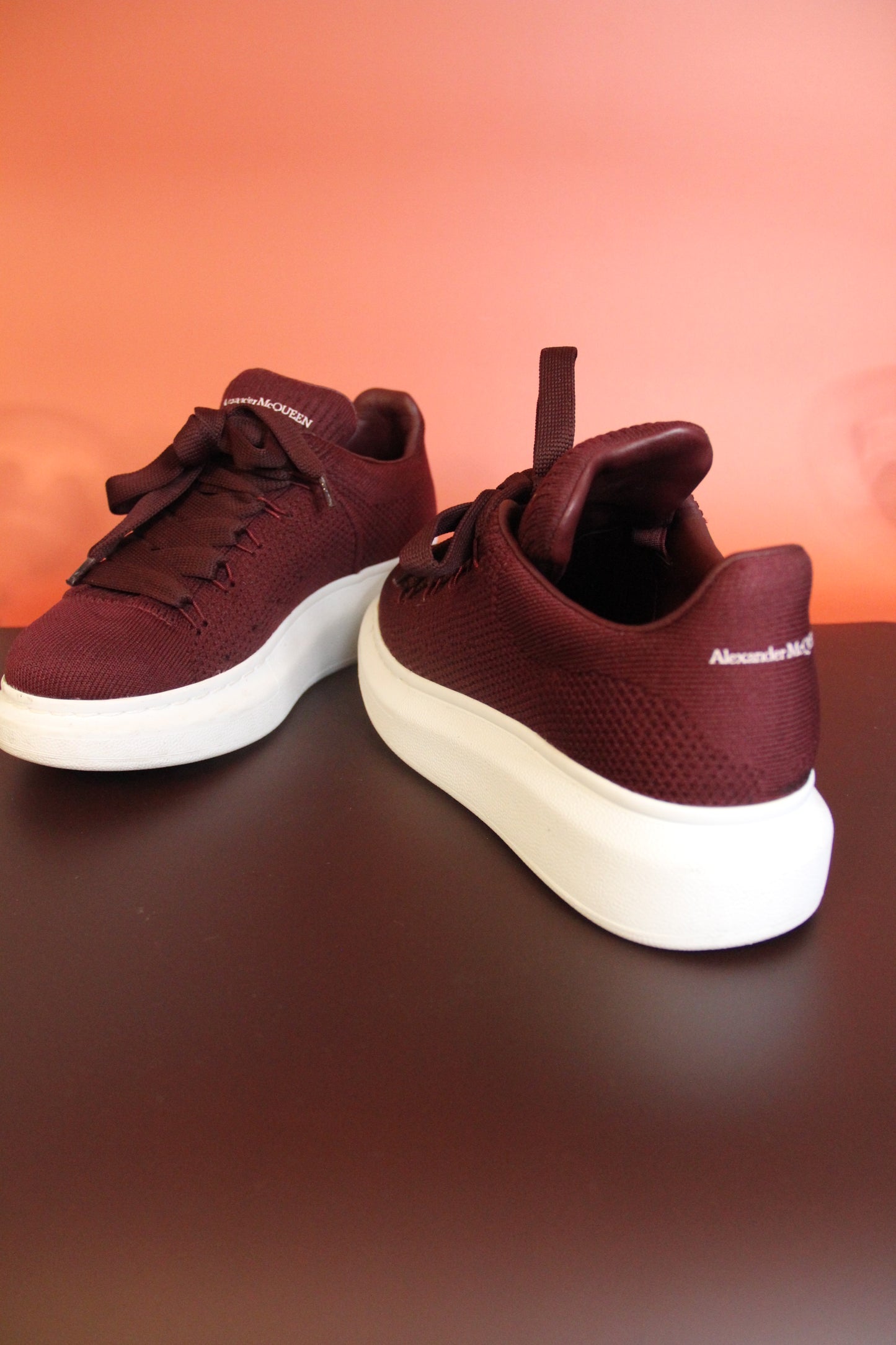Baskets sneakers Alexander McQueen bordeaux femme