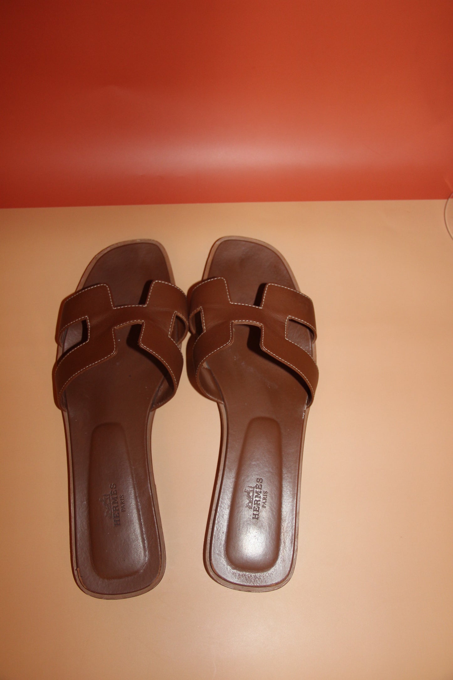 Sandales HERMES Oran en cuir marron - taille 40 EU