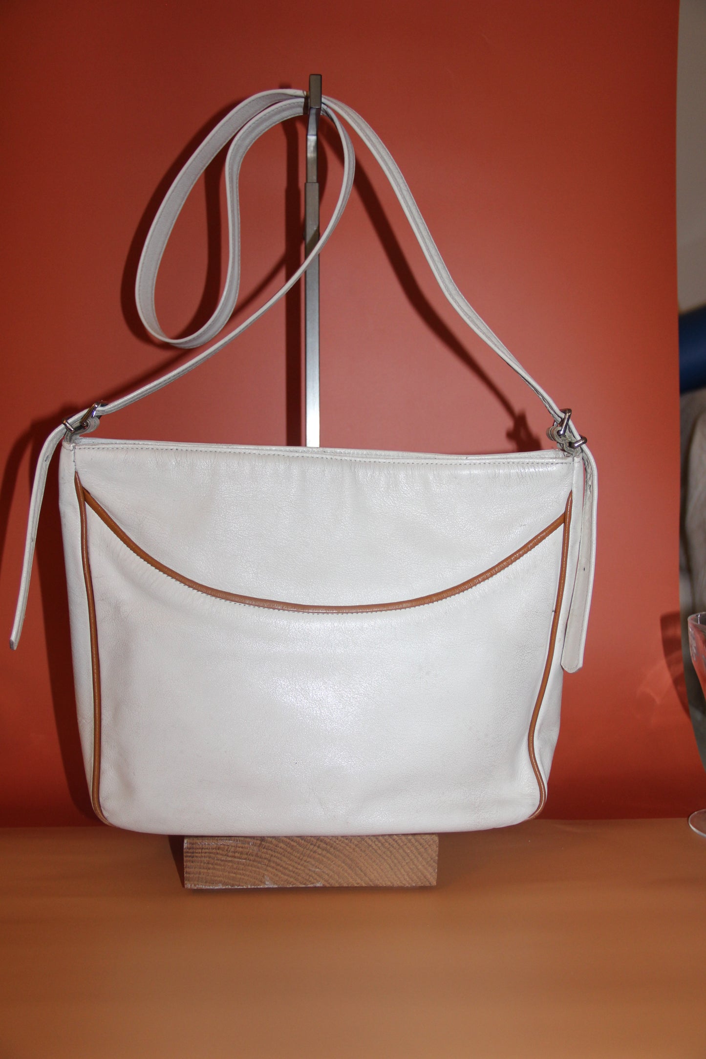 sac à main Courreges en cuir blanc