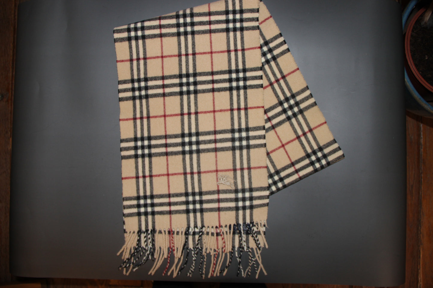 Écharpe en cachemire Burberry couleur sable