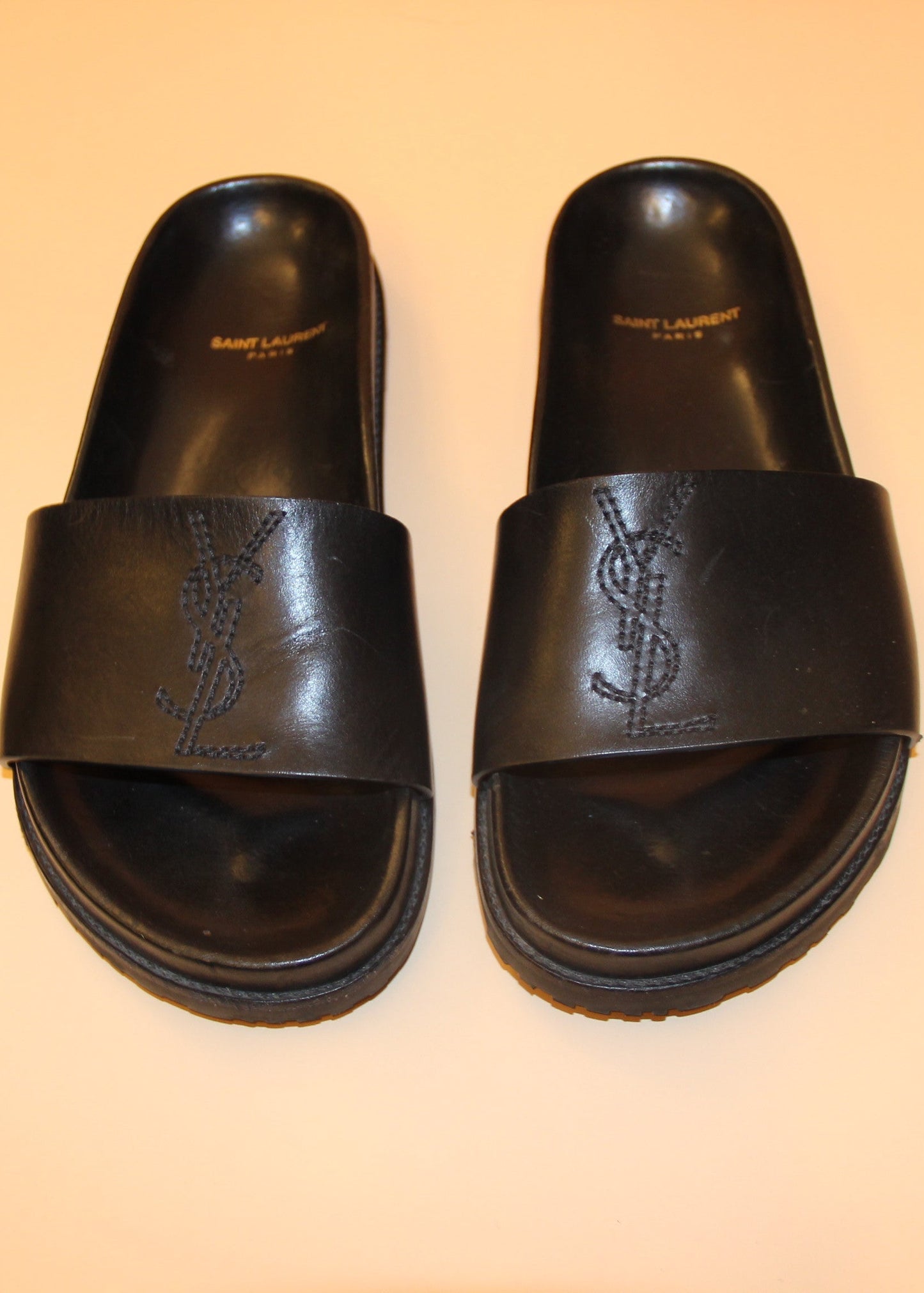 Mules Saint Laurent en cuir noir T.39 femme