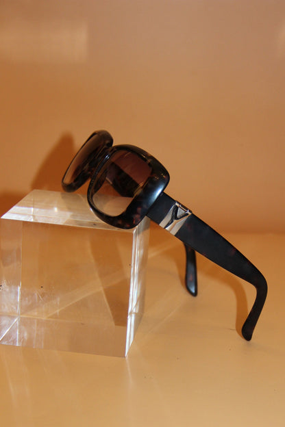 Lunettes de soleil Yves Saint Laurent femme brun écaillées