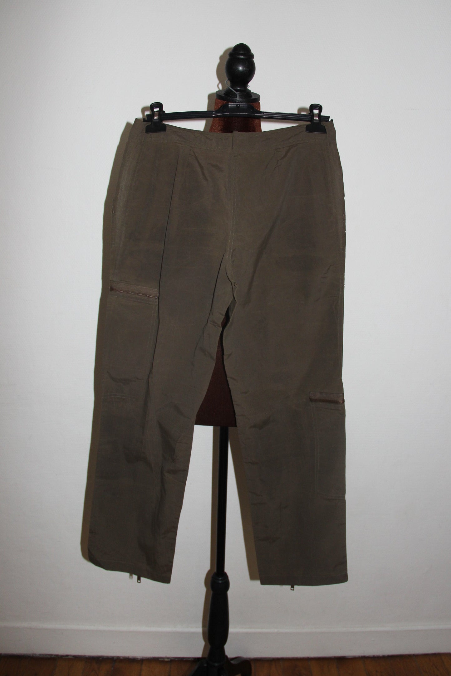 Pantalon Celine kaki T.40 (L)