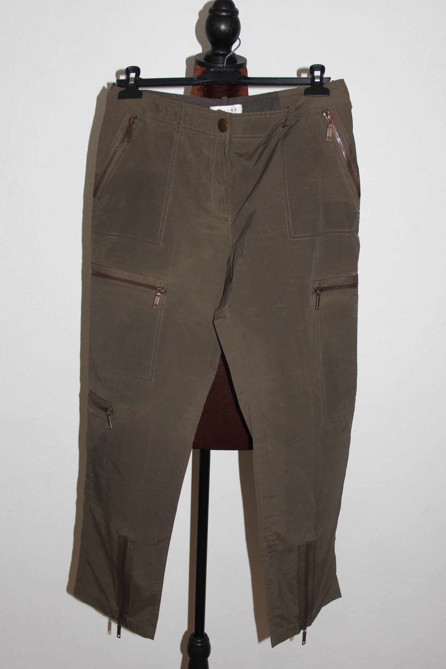 Pantalon Celine kaki T.40 (L)