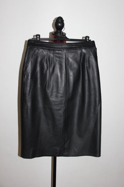 Jupe YSL en cuir noir T.40 (L)