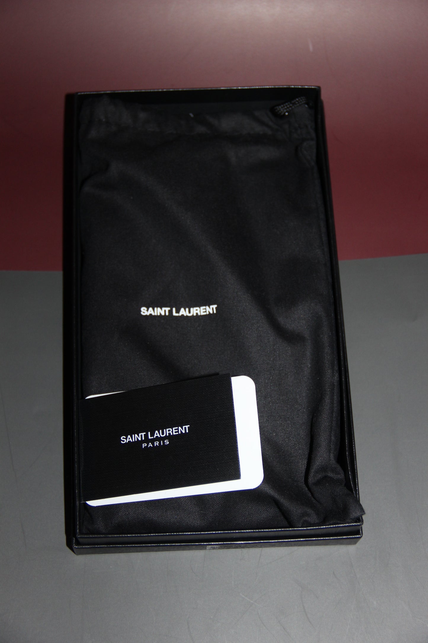 Portefeuille long en cuir grainé gris