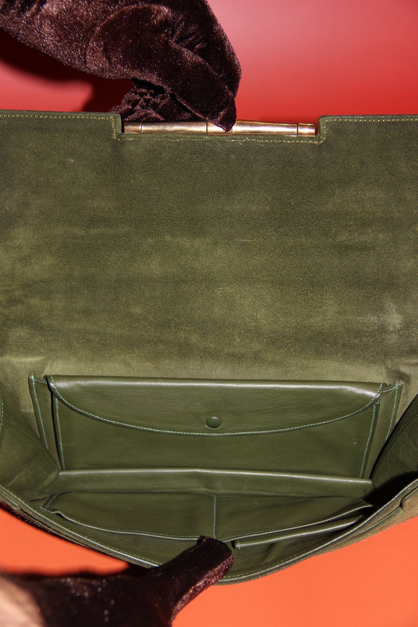 Lot Hermès : sac à main "Palonnier" + gants assortis kaki