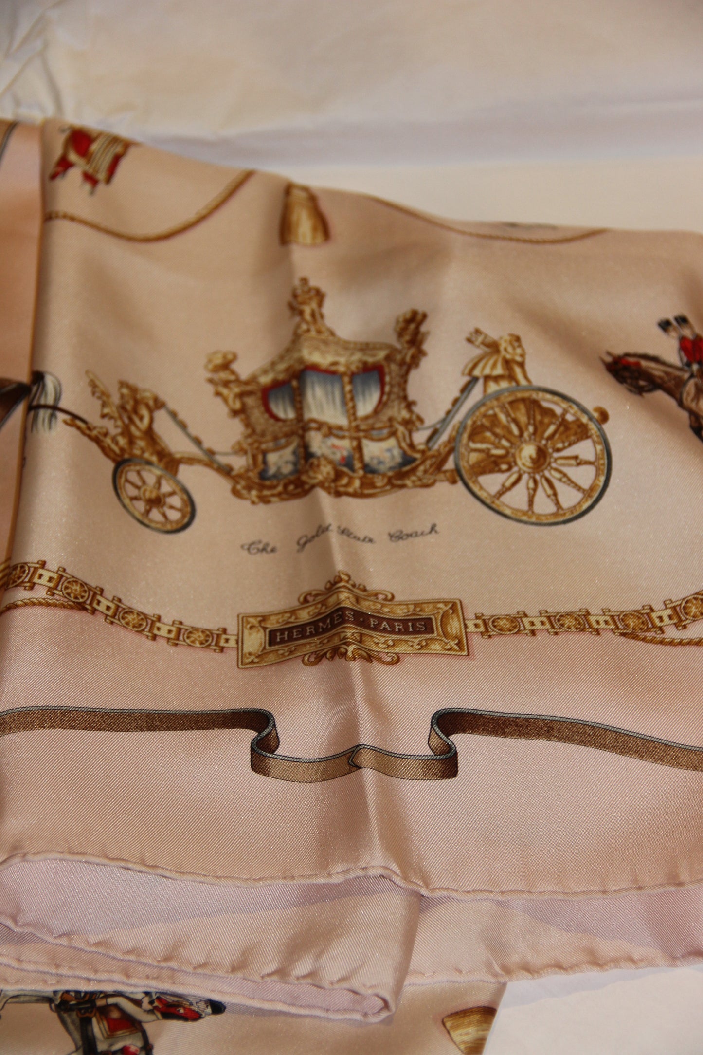 Carré de soie Hermès signé Jean de Fougerolles