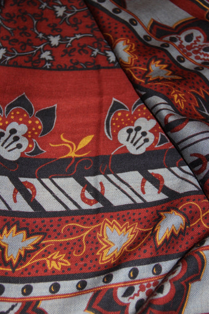 Grand Châle Hermès cachemire et soie sous Christine Henry