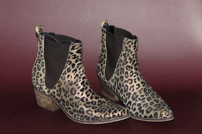 Bottines Barbara Bui léopard taille 38