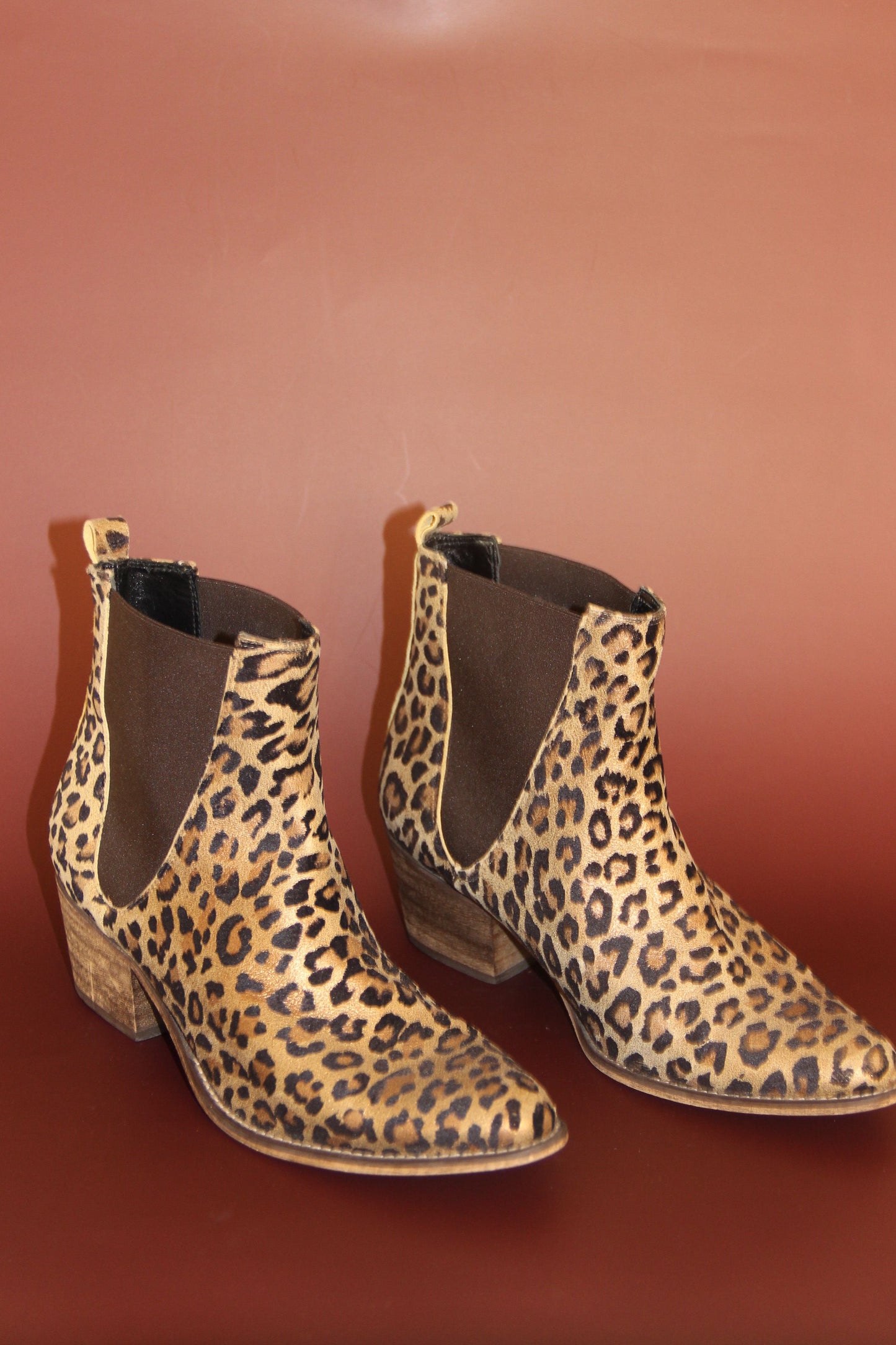 Bottines Barbara Bui léopard taille 38