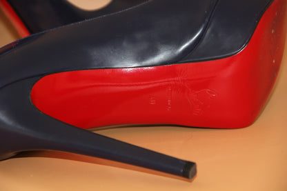 Escarpins Christian Louboutin à plateforme bleu marine T.40