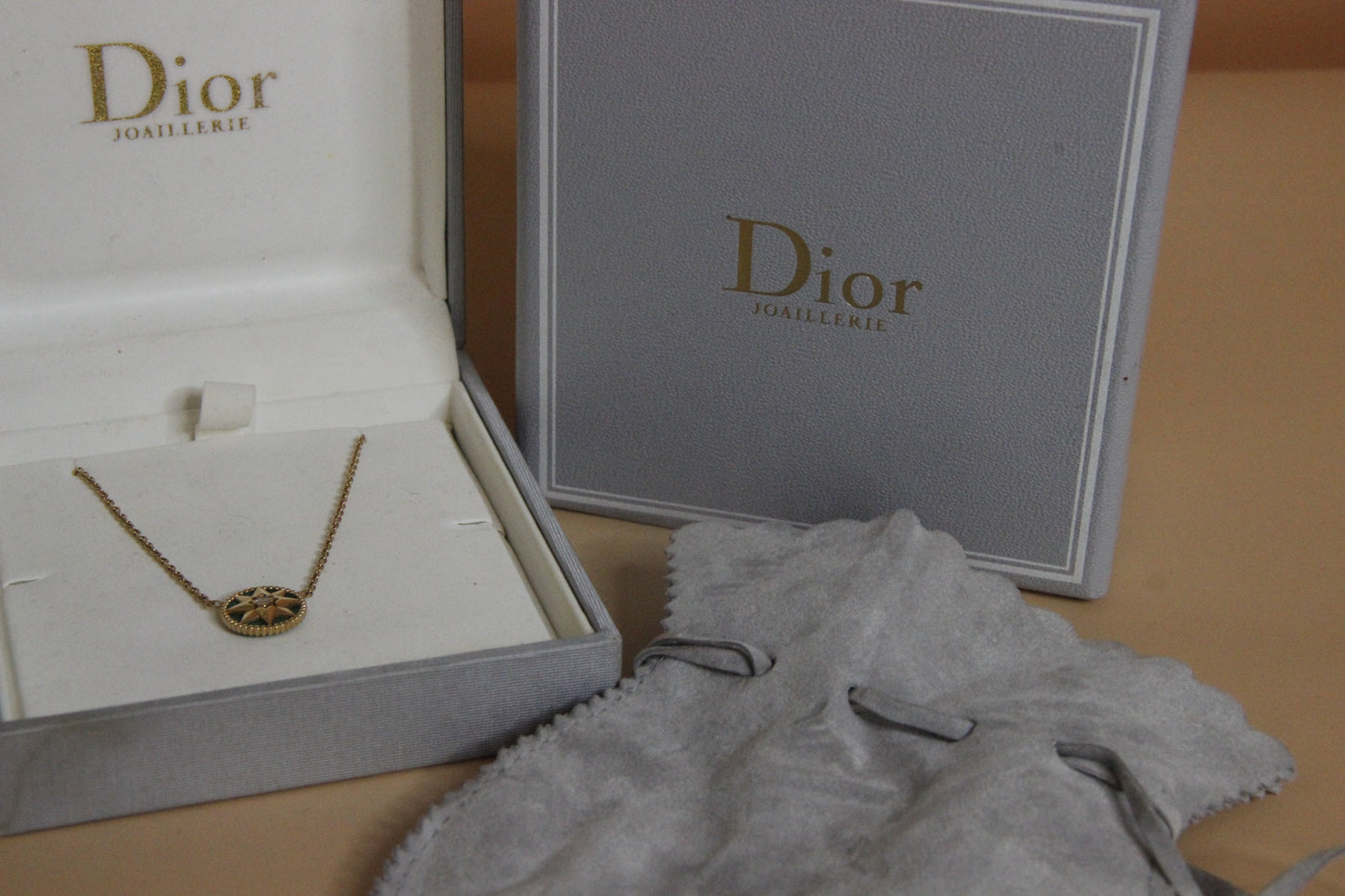 Collier Dior Rose des Vents en Or jaune et diamant