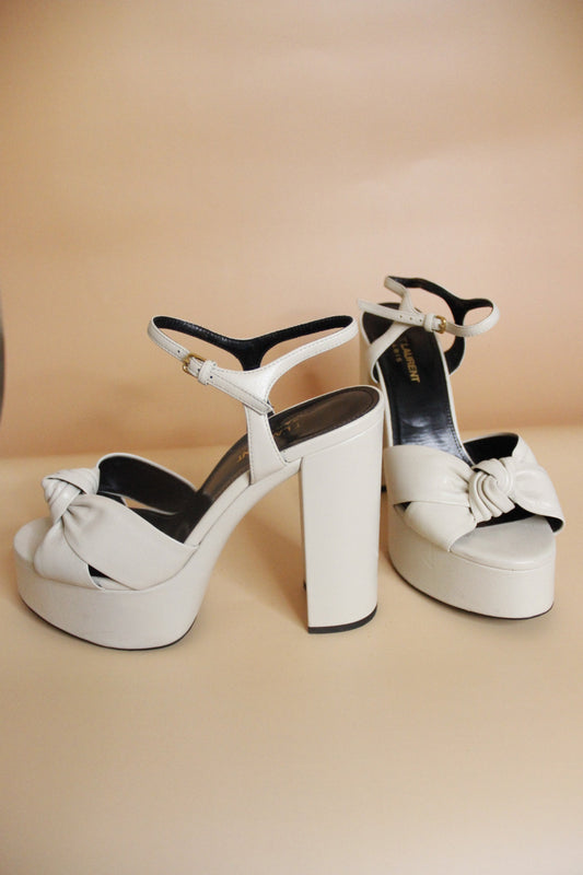 Sandales Yves Saint Laurent modèle 'Bianca' pearl à plateforme taille 38