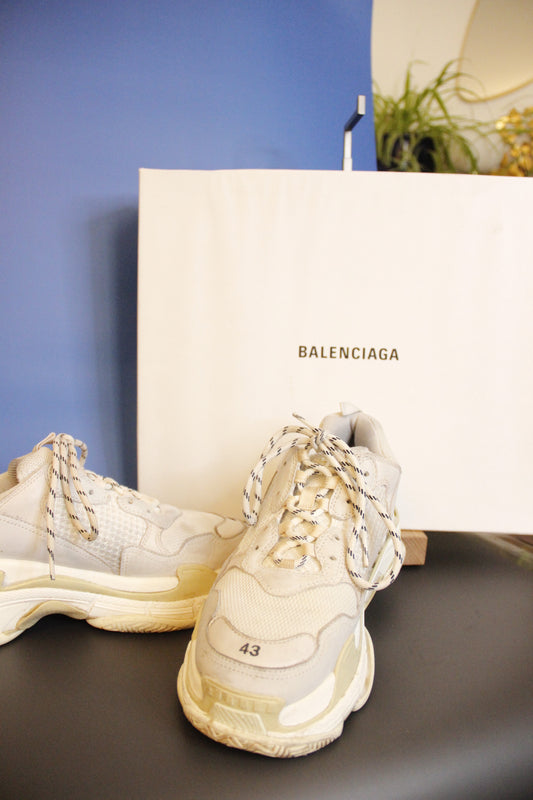 Baskets sneaker BALENCIAGA Triple S taille 43 EU / 10 US homme