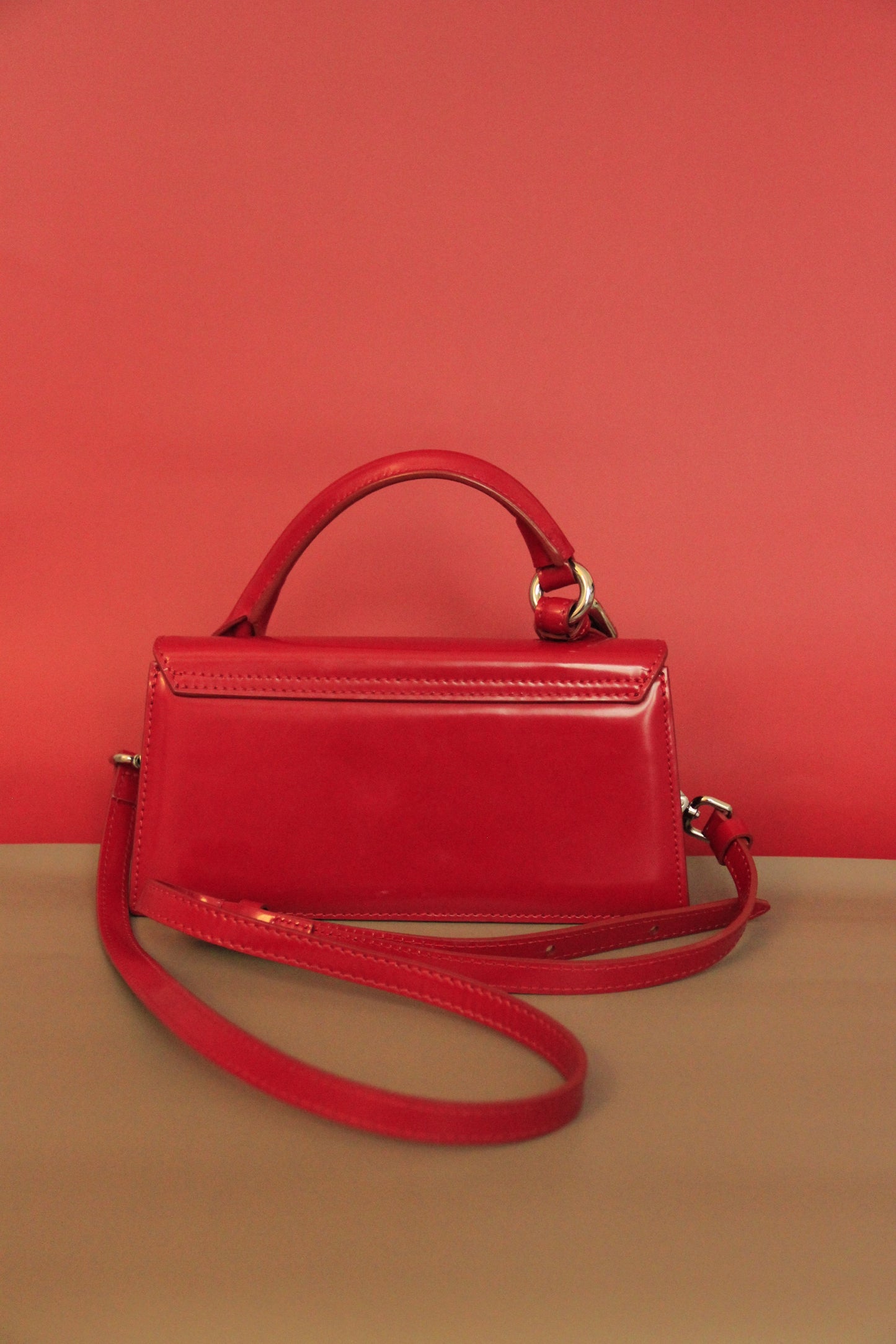 Sac à main JACQUEMUS Chiquito long rouge