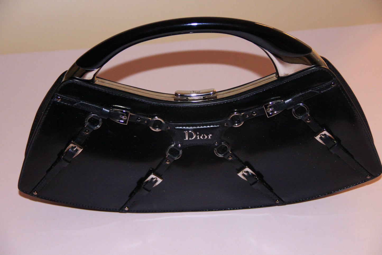 Sac Dior Bondage cuir vernis noir by Galliano
